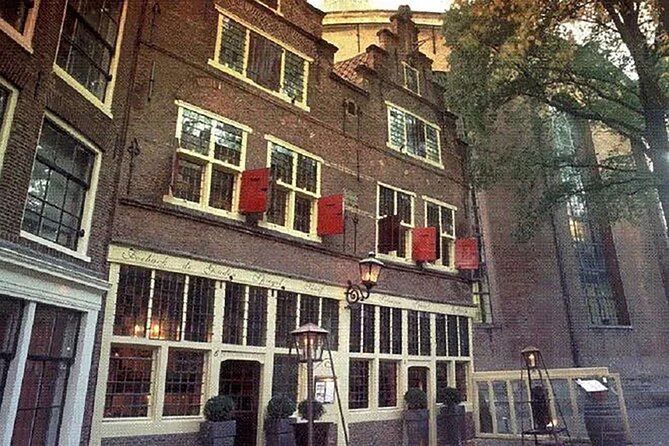 Anne Frank Walking Tour Amsterdam - Why a 2-hour Anne Frank walking tour fits Amsterdam so well