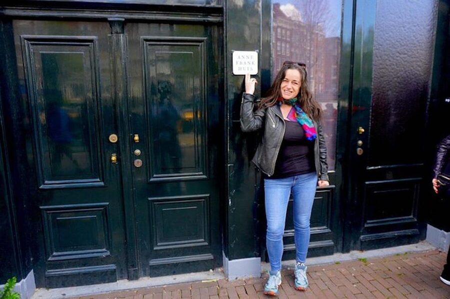 Anne Frank & World War II Small Group Walking Tour - Why Anne Frank’s Amsterdam Jewish Quarter Still Feels Personal