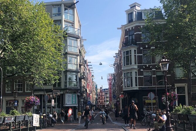 Art, Architecture and Amsterdam’s Golden Age: A Self-Guided Tour - How the VoiceMap audio GPS tour actually works