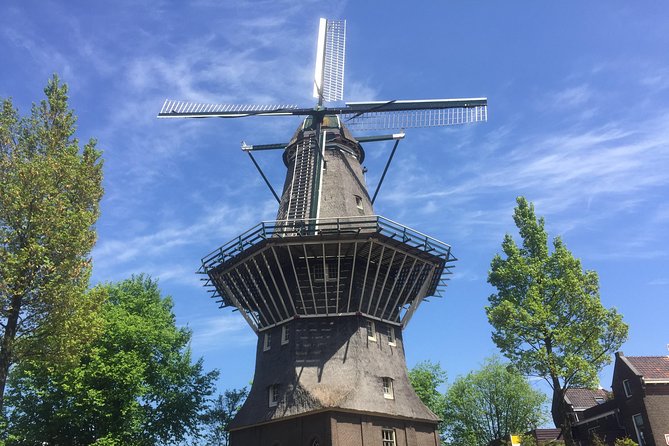 Beerbrewery tour in old Church to taste the best local beers. - Stop 5 at De Koeienkade: A typical Dutch family farm (15 minutes)