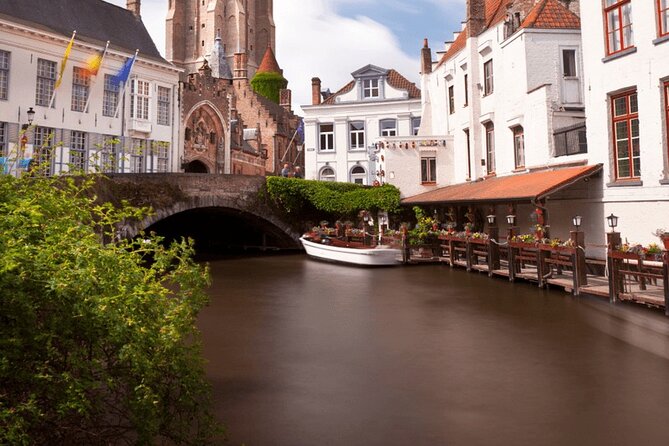 Belgium Bruges Private Day Tour from Amsterdam - Boat cruise perspective: canals change everything