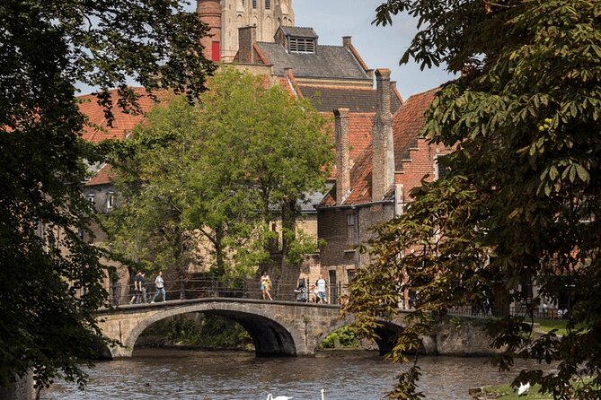 Belgium Bruges Private Day Tour from Amsterdam - Chocolate street, Belgian beer tasting, and lace shopping time
