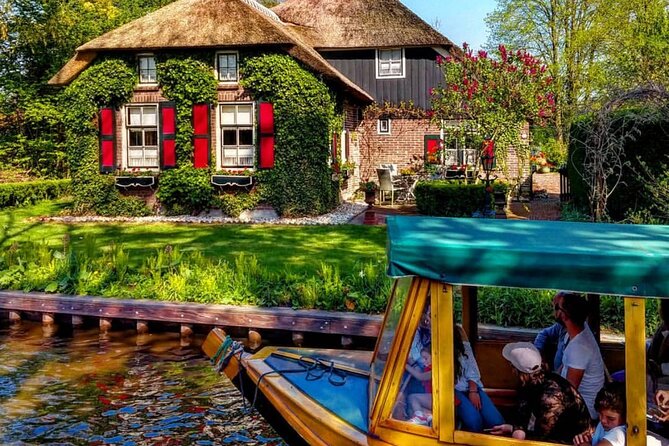 Best of Dutch Countryside: Giethoorn, Windmills, Secret Villages - Meeting point and the 8:30 start: how to avoid losing time before you even leave