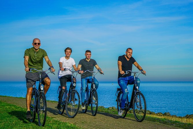 Bike rental Volendam - Explore the Countryside of Amsterdam - The Volendam-Marken Express, Bike on the Boat Option