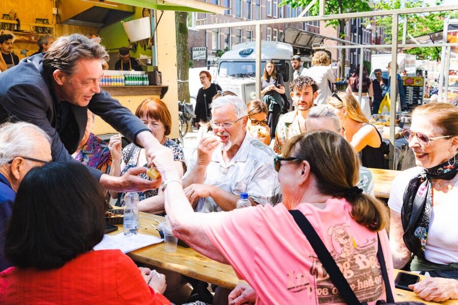 Boutique Dutch Food & History Tour with up to 8 guests only - Starting at Papeneiland Café, then two kilometers of Dutch conversation