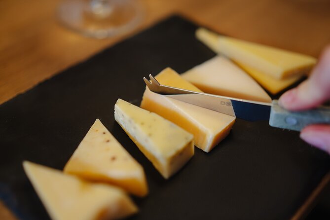 Cheese and Wine tasting in Amsterdam - Wine Pairings: White, Red, and Port Made to Match