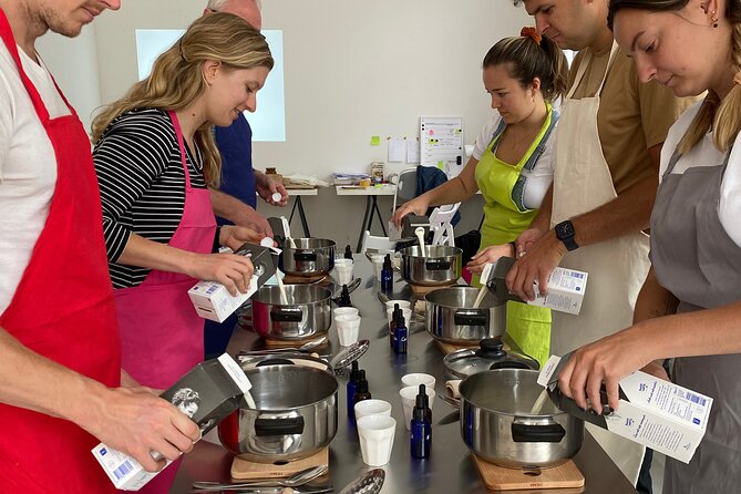 Cheese making workshop next to De Hallen, heart of Amsterdam - Key things that make this cheese workshop worth your time