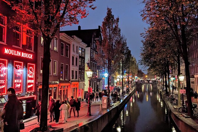 Combo City walking tour & Red Light District Walking Tour - What You Learn, Without Making It Weird