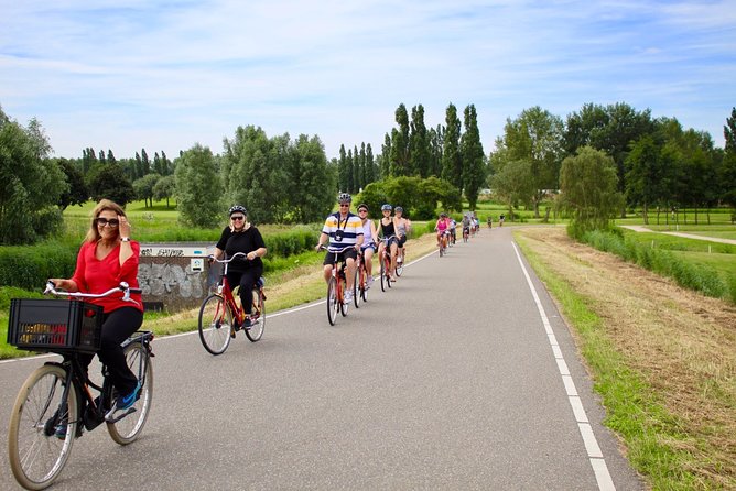 Countryside Fishermen Villages & Cheese E-bike Tour - Getting started at Piet Heinkade, and why the time matters