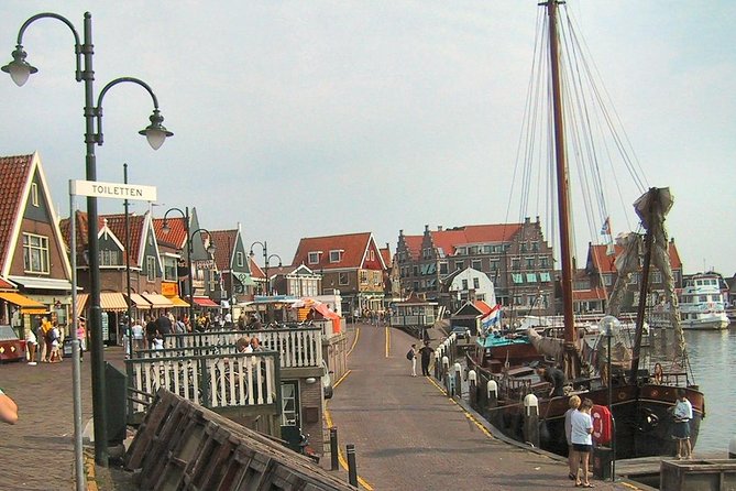 Day Trip from Amsterdam to Zaanse Schans Windmills and Volendam - Marken Fishing Village: A Short, Scenic Finale With Room to Breathe
