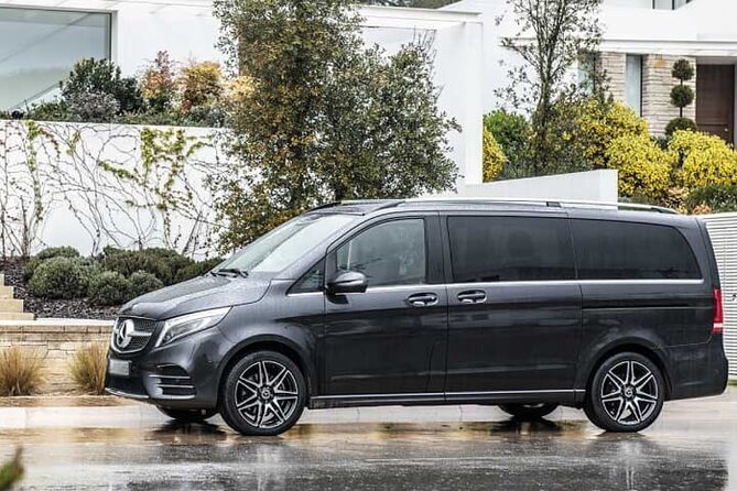 Departure from Amsterdam City to Amsterdam Airport AMS by Minivan - What’s included, and what this means for your real costs