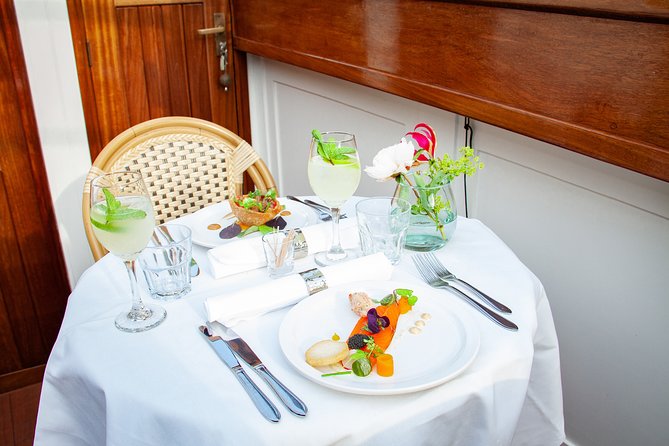 Dinner Canal Cruise Amsterdam: 3-Course Dinner Included - Dinner Canal Cruise Amsterdam: what the evening feels like
