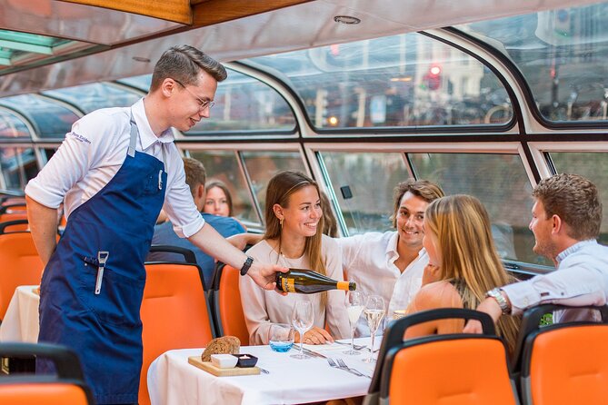 Dinner Canal Cruise Amsterdam: 4-Courses Including Drinks - Where the Cruise Starts, and Why the Location Helps