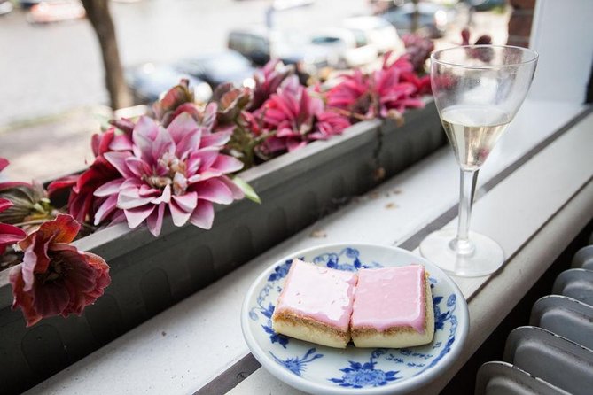 Discover Amsterdam's Culinary Scene: Morning Food Tour - Utrechtsestraat district: local hangout energy, more than a snack run