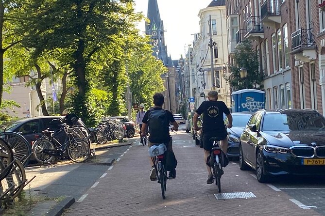 Discover Amsterdam: The Ultimate City Bike Tour - Anne Frank House and Rijksmuseum Area, Plus Amsterdam’s Famous Museum Tunnel
