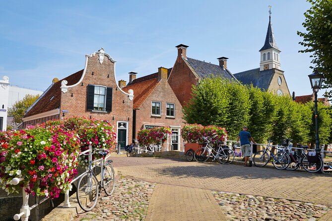 Discover The Netherlands Tour (from Amsterdam) - The guide and small-group format, what makes it feel worth it