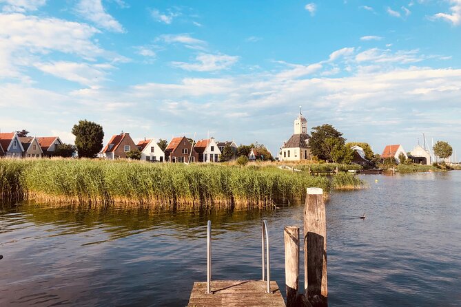 Dreamy Dutch Villages Tour: Giethoorn, Zaanse Schans & More - Cheese farm stop: a real demonstration plus lots of tasting time