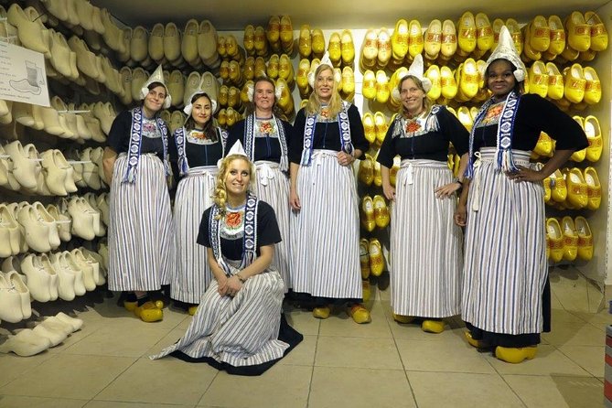 Dutch Experience in Volendam with Traditional Outfits - Price and value: why $11.42 can still feel like a bargain