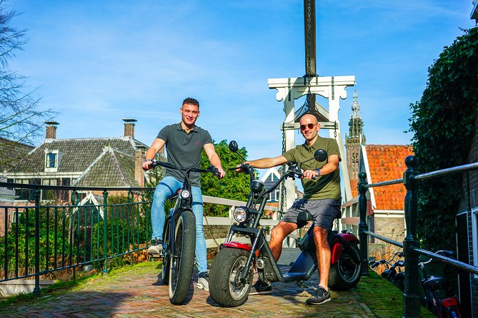 E-scooter rental Volendam - Countryside of Amsterdam - The Countryside Escape: Windmill, Meadows, and the Dike Magic