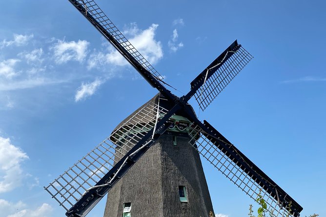 Escape Amsterdam: E-Bike to Zaanse Schans Windmills & Zaandam - What to wear and bring so the day stays comfortable