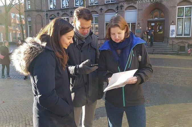 Escape the City - interactive city walk in Amsterdam - Your Remote Gamemaster From Stad Unique: Help When You Need It