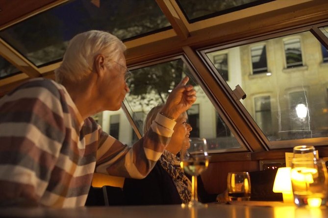 Evening Canal Cruise in Amsterdam with Wine & Cheese Option - On board with Blue Boat Company: comfort, crowds, and the seating reality
