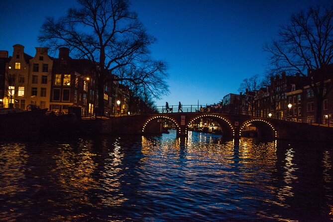 Evening Canal Cruise in Amsterdam with Wine & Cheese Option - Getting the timing right: when to go and what weather can do
