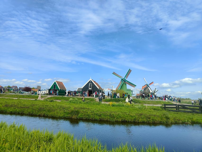 Excursion from Amsterdam to the windmills of Zaanse Schans - Price and value: is $53 worth 3 hours?