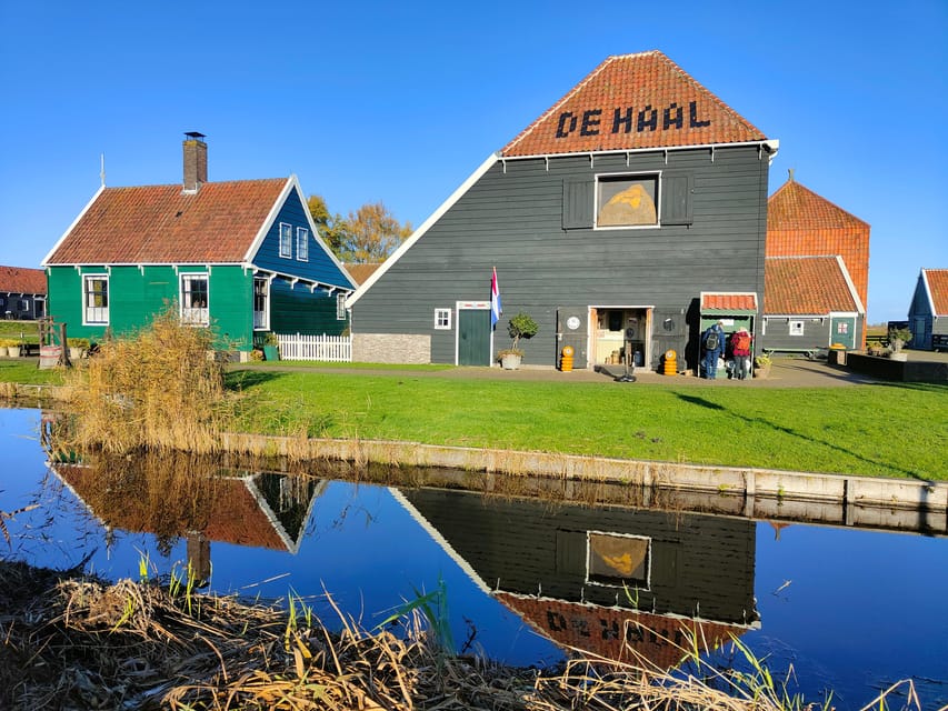 Excursion from Amsterdam to the windmills of Zaanse Schans - Getting from Amsterdam Central Station to the mill area
