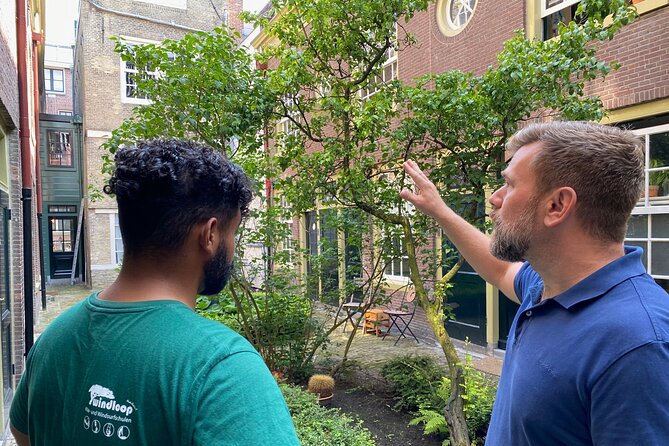 Explore hidden streets with friends - Private Tour - Christian and Michael’s Style: Passionate Guides, Practical City Tips