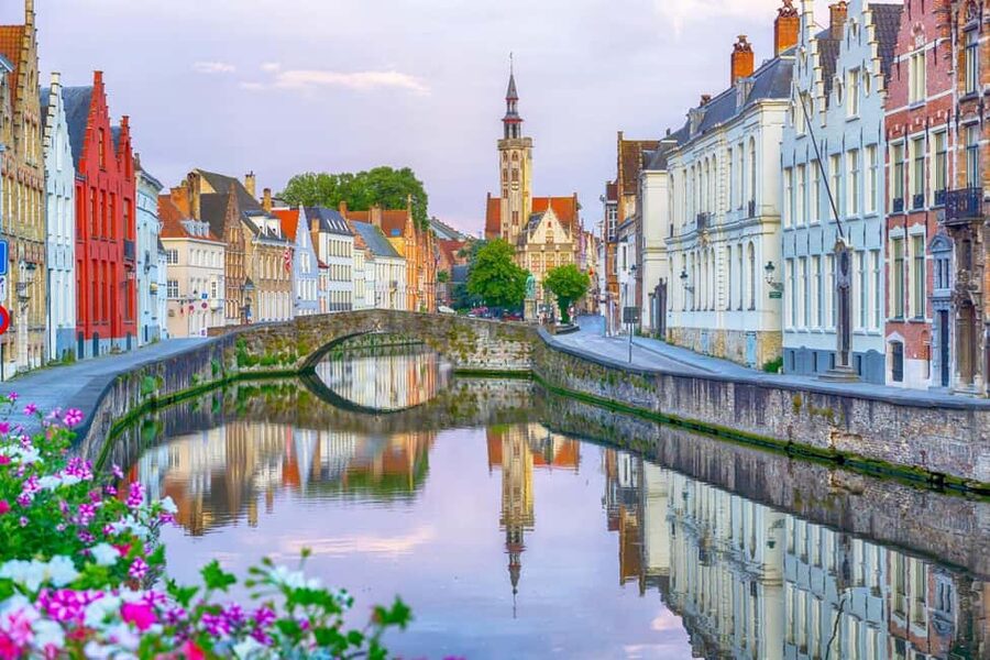 From Amsterdam: Bruges Day Tour in Spanish or English - From Amsterdam Central to Flanders, you’re already partway there