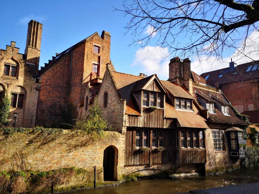 From Amsterdam: Bruges Day Trip in Spanish with Boat Option - Who this Bruges day trip fits best