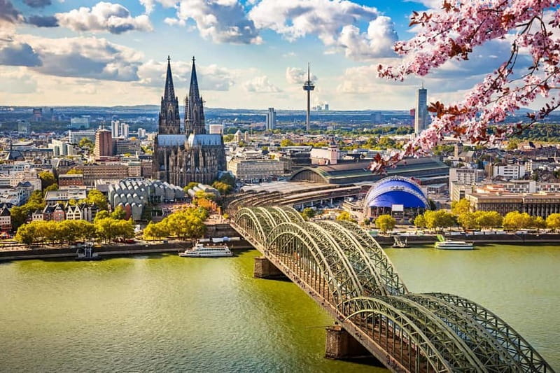 From Amsterdam: Cologne Full-Day Tour - Hohenzollern Bridge: the Rhine views that sell the day