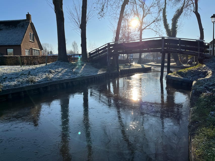From Amsterdam: Giethoorn Small Group Tour with Boat Ride - Walking Giethoorn: Bridges, Free Time, and Choosing Your Own Pace