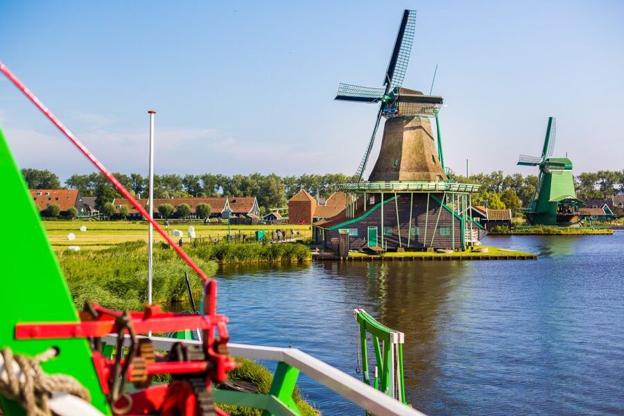 From Amsterdam: Keukenhof and Dutch Countryside Tour - Amsterdam to the countryside: start point and how the day is paced