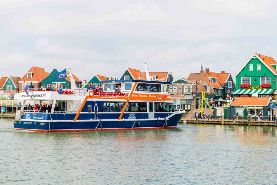 From Amsterdam: Keukenhof and Dutch Countryside Tour - Zaanse Schans windmills: what it feels like to see a working village