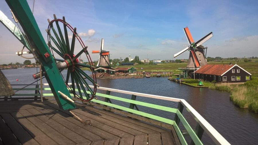 From Amsterdam: Keukenhof and Zaanse Schans Small Group Tour - Key things to know before you go