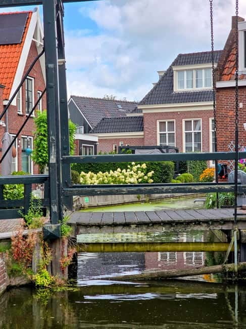 From Amsterdam: Keukenhof Tulips, Windmills & Volendam - Transport, meeting point, and what a full day actually feels like