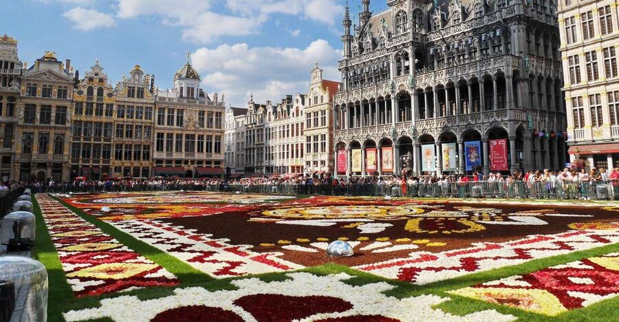 From Amsterdam: Private Sightseeing Tour to Brussels - The Drive Time, and How to Use It Wisely