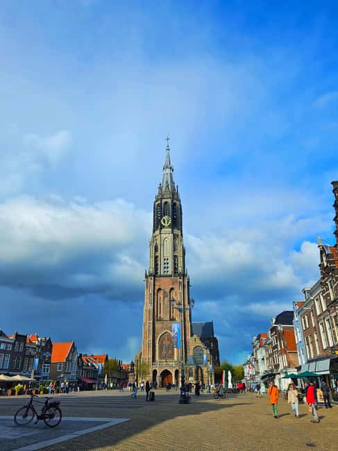 From Amsterdam: Small Group Keukenhof & City Tour Delft - Royal Delft and the pottery stops: what you should confirm before you book