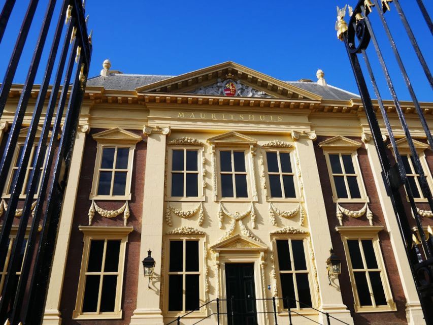 From Amsterdam: The Hague and Delft Sightseeing Tour - Delft Blue Pottery: How Delft Craft Becomes Real