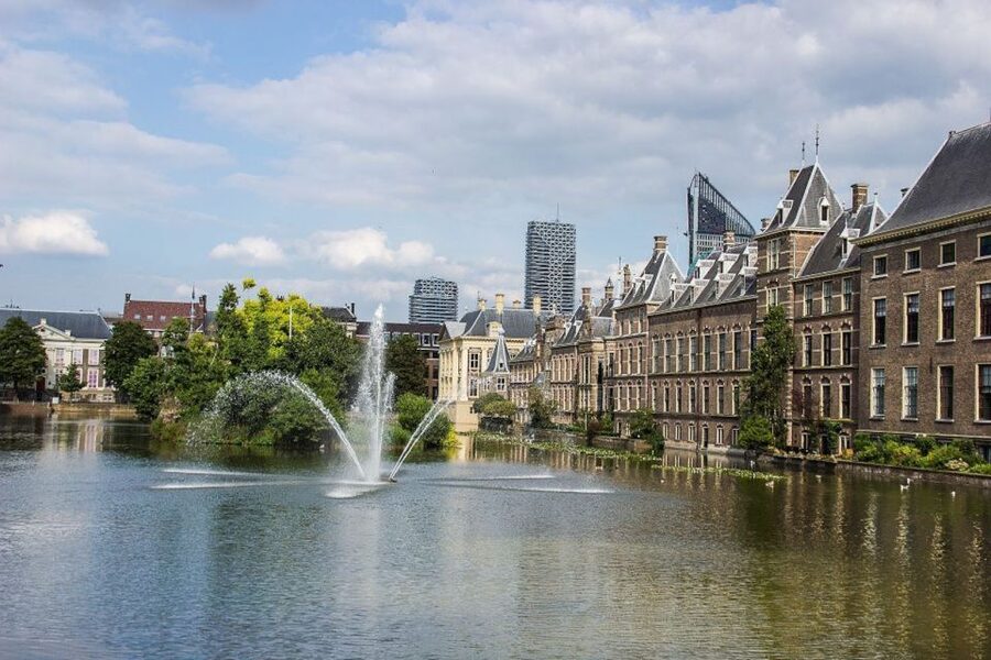 From Amsterdam: The Hague and Delft Sightseeing Tour - Best-Fit Traveler: Who This Tour Works For