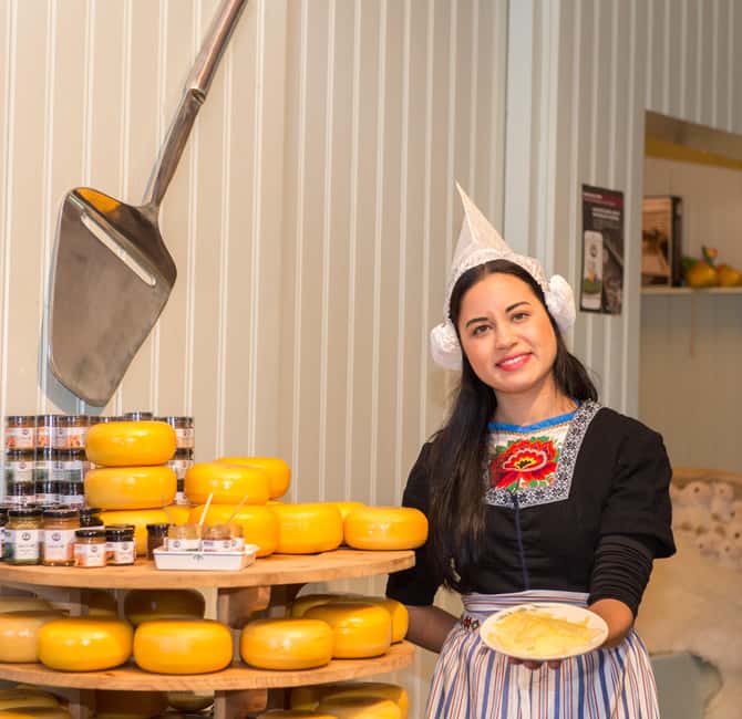 From Amsterdam: Volendam and Zaanse Schans Tour with Cheese - Key highlights in plain terms