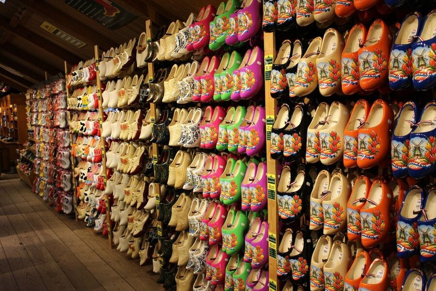 From Amsterdam: Windmills & Volendam Private Tour - Clogs and crafts: the wooden shoe demonstration