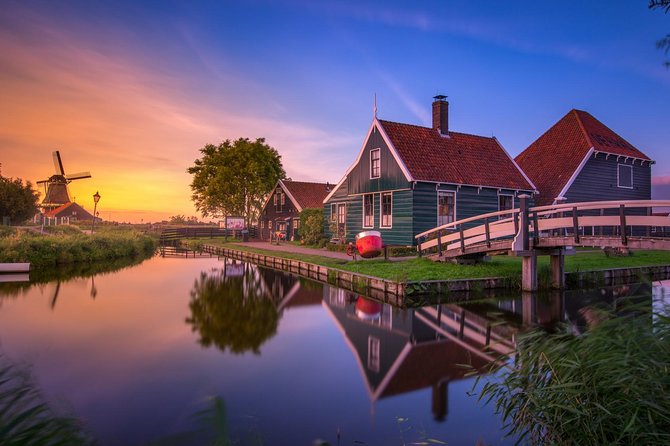 From Amsterdam: Zaanse Schans, Volendam, Giethoorn with Boat Tour - Key highlights that make this tour worth your time