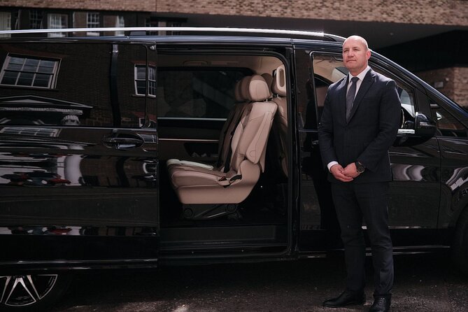 Full Day Private Chauffeur Service in Amsterdam with Driver - Pickup, reminders, and how to keep the start stress-free