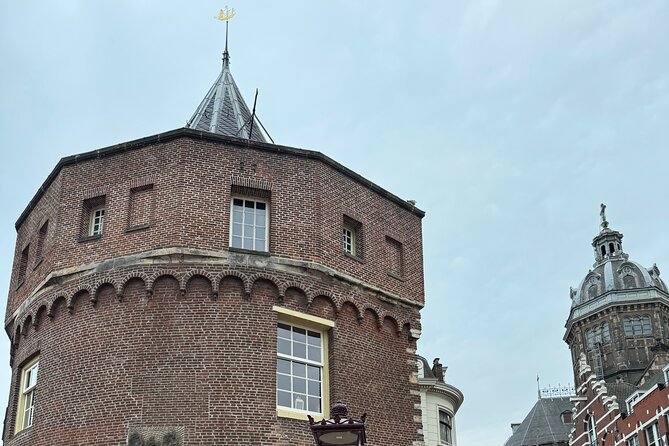 Ghost Walking Tour and Dark History in Amsterdam - Why the 8:00 pm start matters in Amsterdam