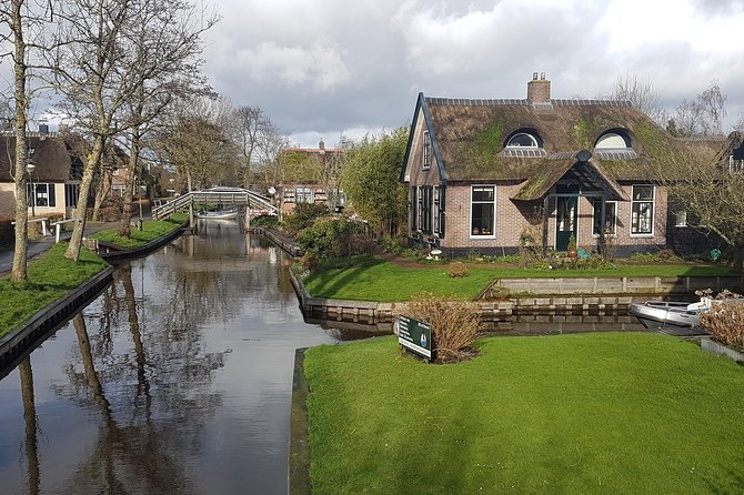 Giethoorn Small-Group Tour from Amsterdam (Max. 8 People) - Timing and the 16:30 return: how to make the most of the day