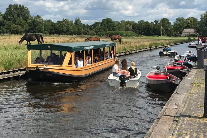Giethoorn, Zaanse Schans Windmills Guided Day Trip from Amsterdam - Who this tour fits best