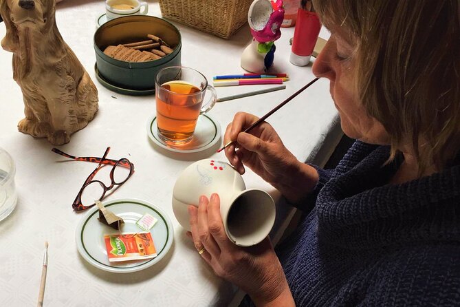 Half-Day Workshop Ceramic Painting in Katwoude - Key highlights at Simonehoeve in Katwoude